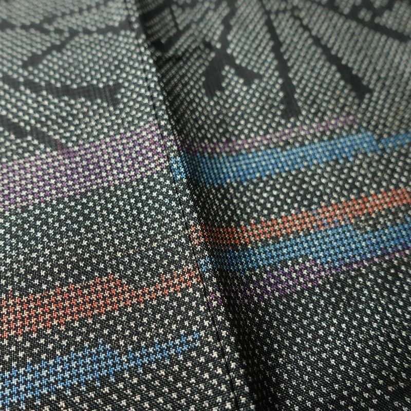 紬 正絹 木の葉・植物柄 袷仕立て 身丈152cm 裄丈63.5cm 着物 グレー_画像10