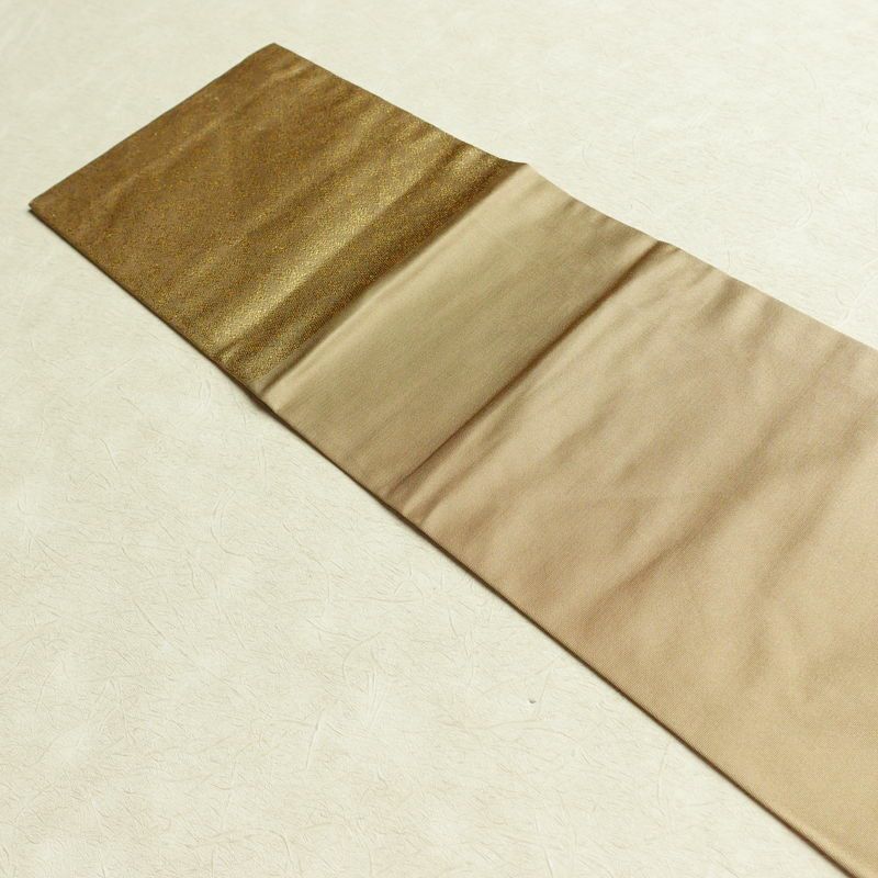 名古屋帯 太鼓柄 落款入り 正絹 木の葉・植物柄 名古屋仕立て 箔 金糸 帯 黄・黄土色_画像14