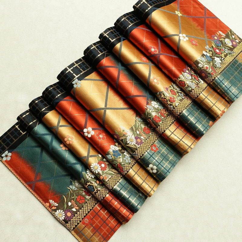 袋帯 リバーシブル 全通柄 美品 フォーマル用 正絹 花柄 箔 金糸 帯 多色使い_画像17