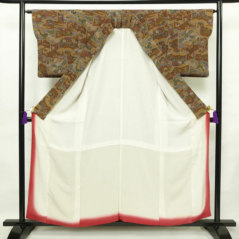 小紋 縮緬 総柄 正絹 古典柄 袷仕立て 身丈157cm 裄丈63.5cm 着物 茶_画像3