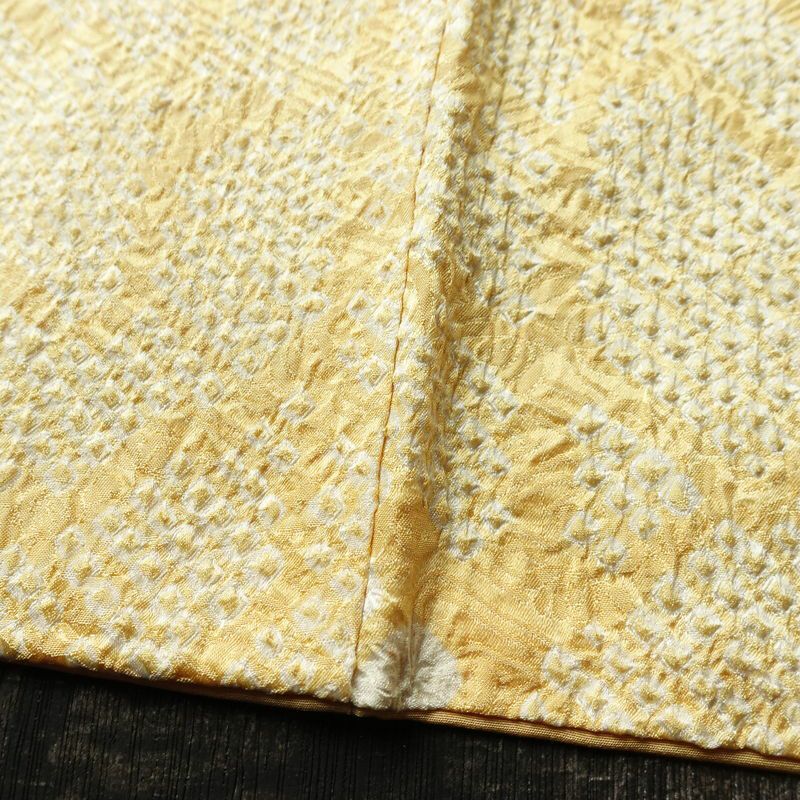 小紋 絞り 総絞り 正絹 古典柄 袷仕立て 身丈160cm 裄丈65.5cm 着物 クリーム_画像10