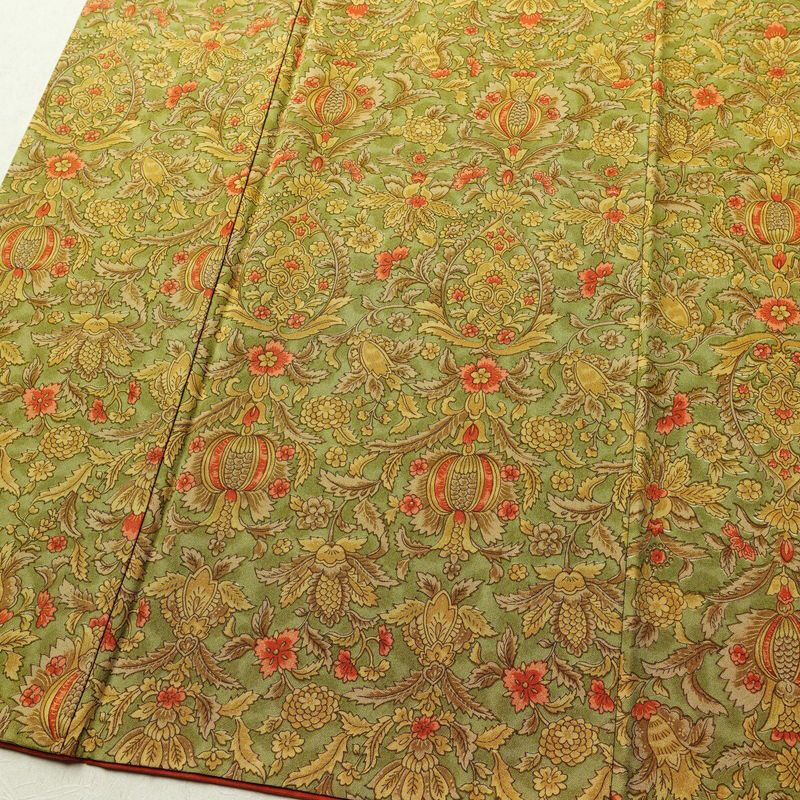 小紋 良品 縮緬 正絹 木の葉・植物柄 袷仕立て 身丈167.5cm 裄丈68cm 着物 緑・うぐいす色_画像4