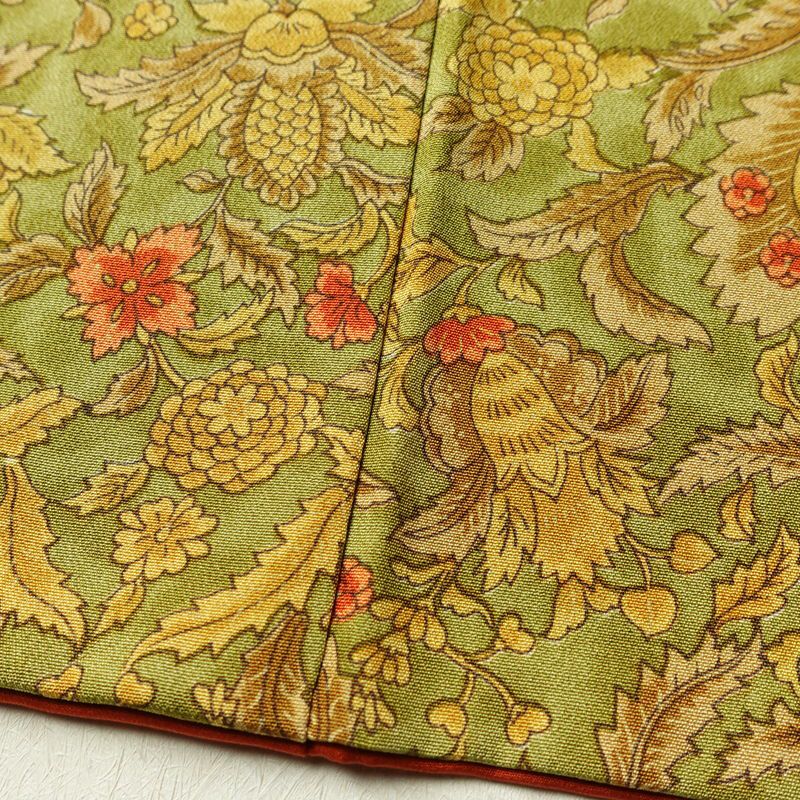 小紋 良品 縮緬 正絹 木の葉・植物柄 袷仕立て 身丈167.5cm 裄丈68cm 着物 緑・うぐいす色_画像11
