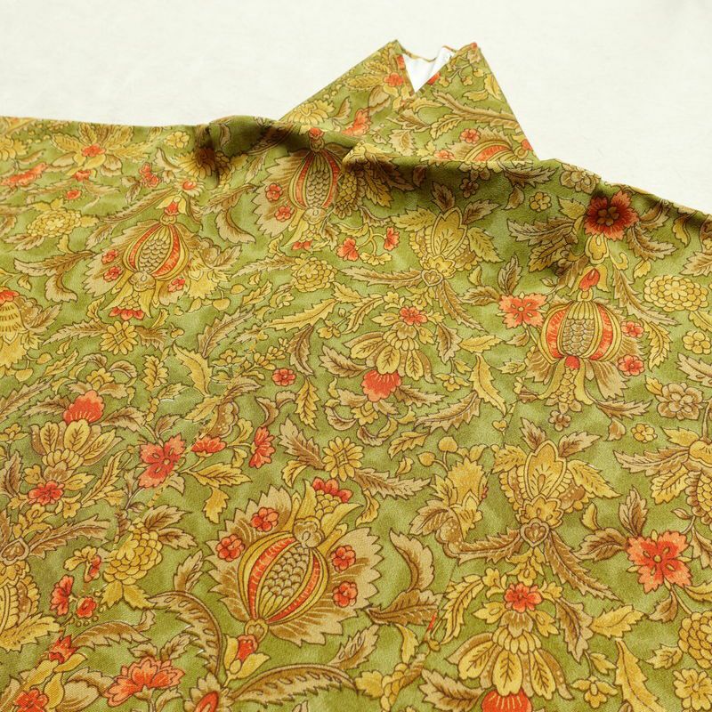 小紋 良品 縮緬 正絹 木の葉・植物柄 袷仕立て 身丈167.5cm 裄丈68cm 着物 緑・うぐいす色_画像15