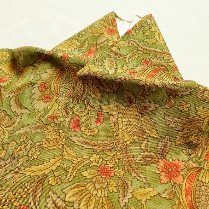 小紋 良品 縮緬 正絹 木の葉・植物柄 袷仕立て 身丈167.5cm 裄丈68cm 着物 緑・うぐいす色_画像16