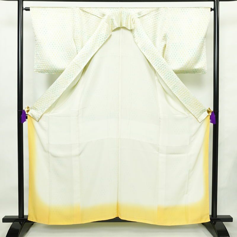 小紋 絞り しつけ糸付き 正絹 古典柄 袷仕立て 身丈160cm 裄丈65.5cm 着物 クリーム_画像3