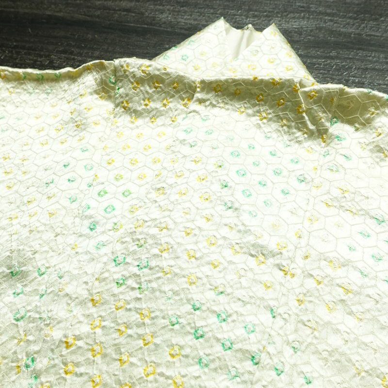 小紋 絞り しつけ糸付き 正絹 古典柄 袷仕立て 身丈160cm 裄丈65.5cm 着物 クリーム_画像17