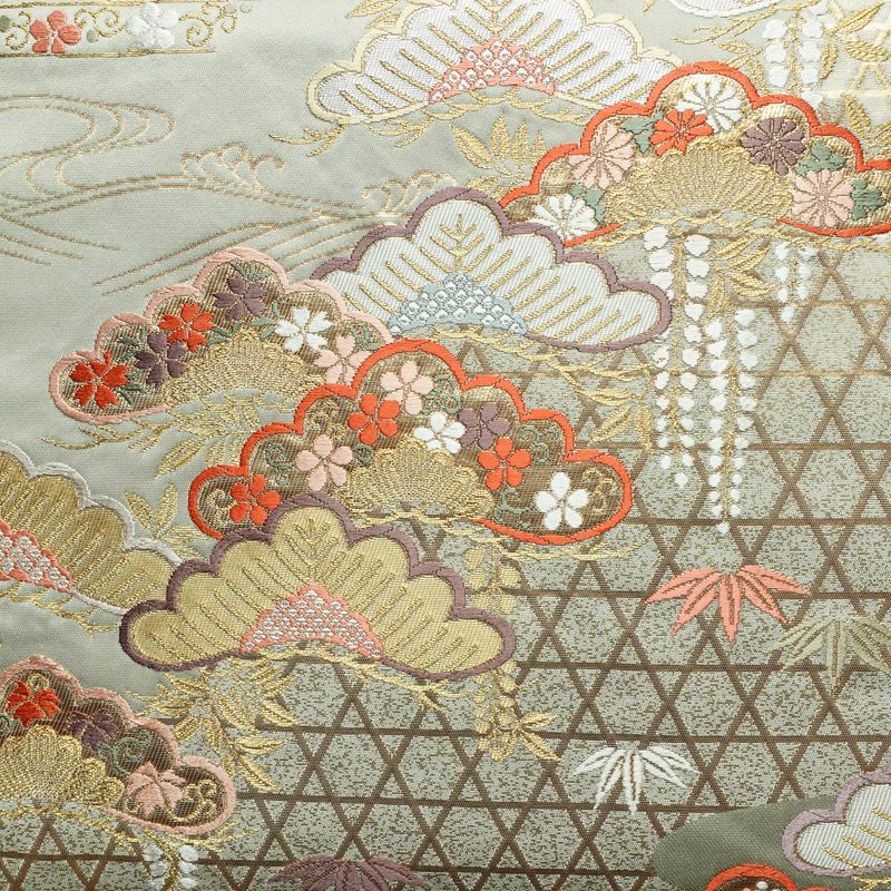 袋帯 六通柄 フォーマル用 正絹 古典柄 松 箔 金糸 帯 緑・うぐいす色_画像2