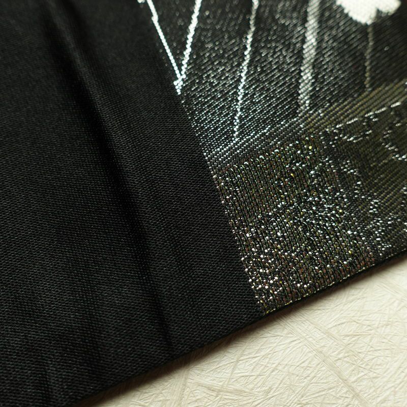 袋帯 六通柄 振袖用 正絹 花柄 桜 箔 金糸 帯 黒_画像17