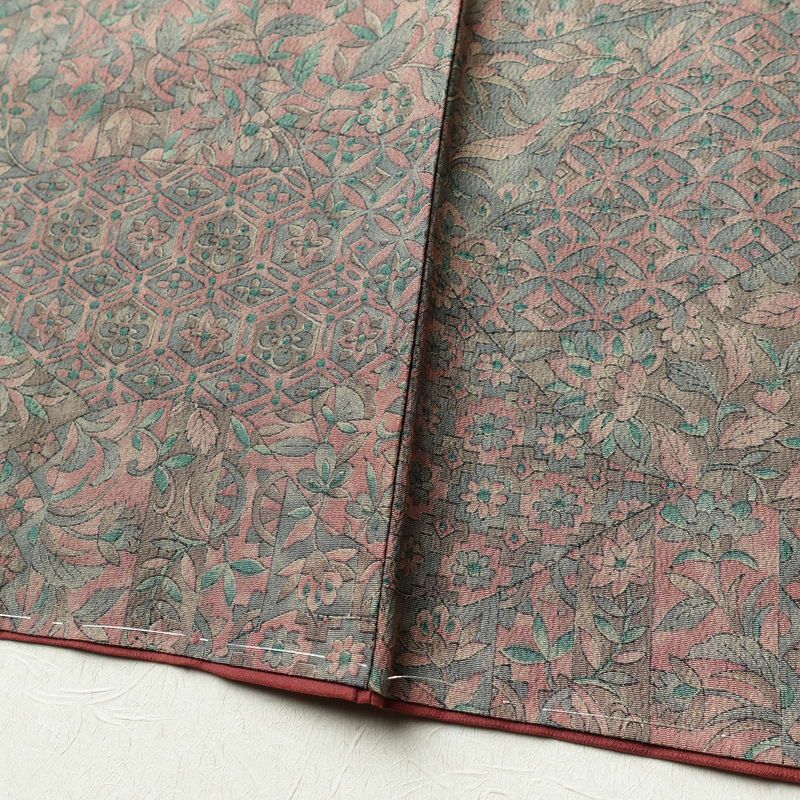 小紋 良品 しつけ糸付き 縮緬 総柄 ポリエステル 木の葉・植物柄 袷仕立て 身丈166cm 裄丈66cm 着物 多色使い_画像11