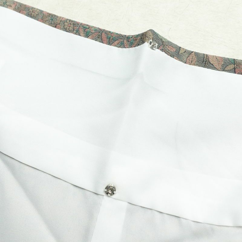 小紋 良品 しつけ糸付き 縮緬 総柄 ポリエステル 木の葉・植物柄 袷仕立て 身丈166cm 裄丈66cm 着物 多色使い_画像19