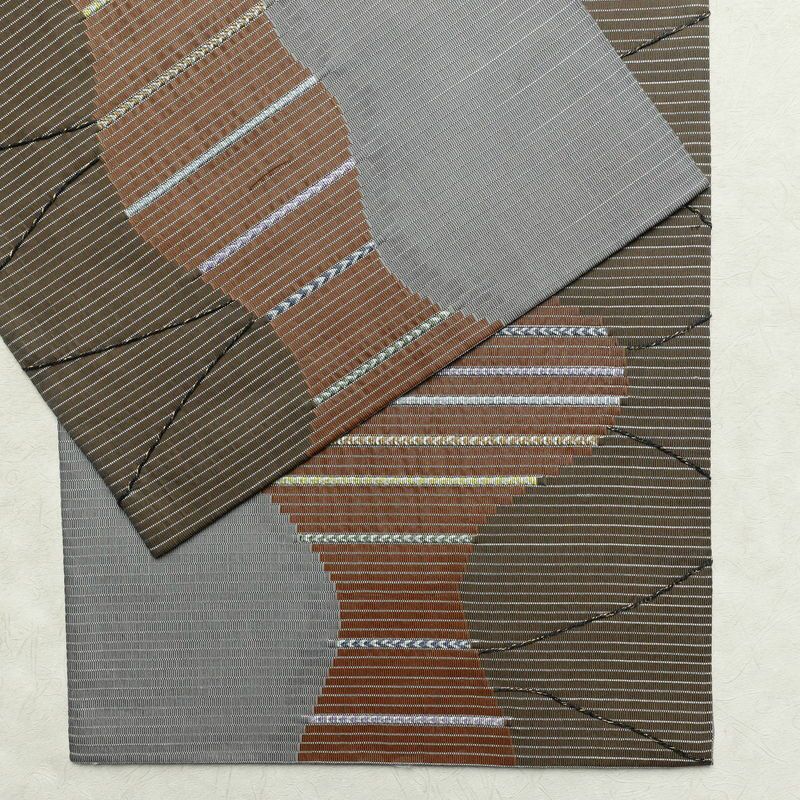 袋帯 六通柄 良品 一般用 正絹 幾何学柄・抽象柄 刺繍 帯 モダン 茶_画像13
