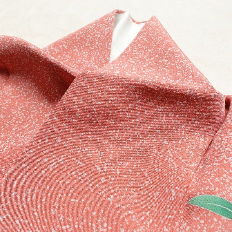 訪問着 良品 落款入り 縮緬 正絹 人物・動物柄 袷仕立て 身丈160cm 裄丈67cm フォーマル 着物 ピンク_画像18