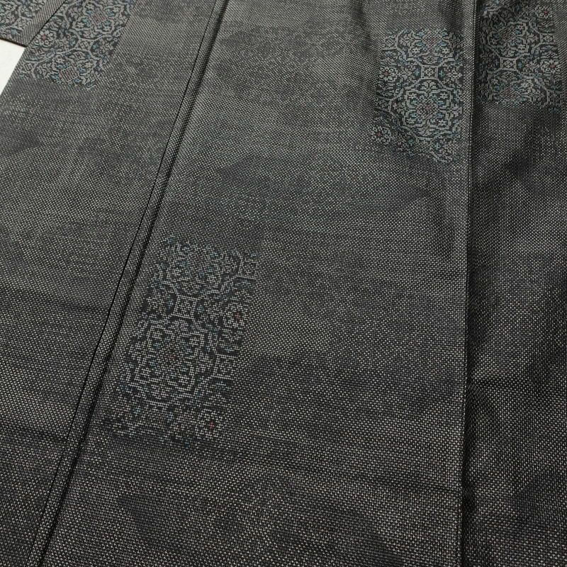大島紬 正絹 幾何学柄・抽象柄 袷仕立て 身丈158.5cm 裄丈66.5cm 着物 グレー_画像5