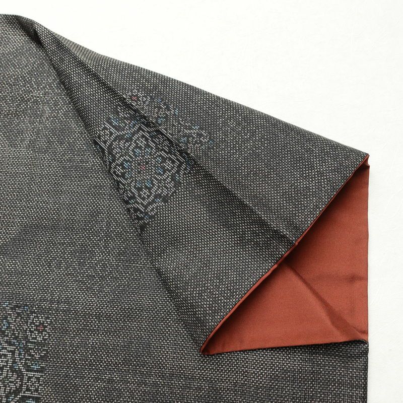 大島紬 正絹 幾何学柄・抽象柄 袷仕立て 身丈158.5cm 裄丈66.5cm 着物 グレー_画像12