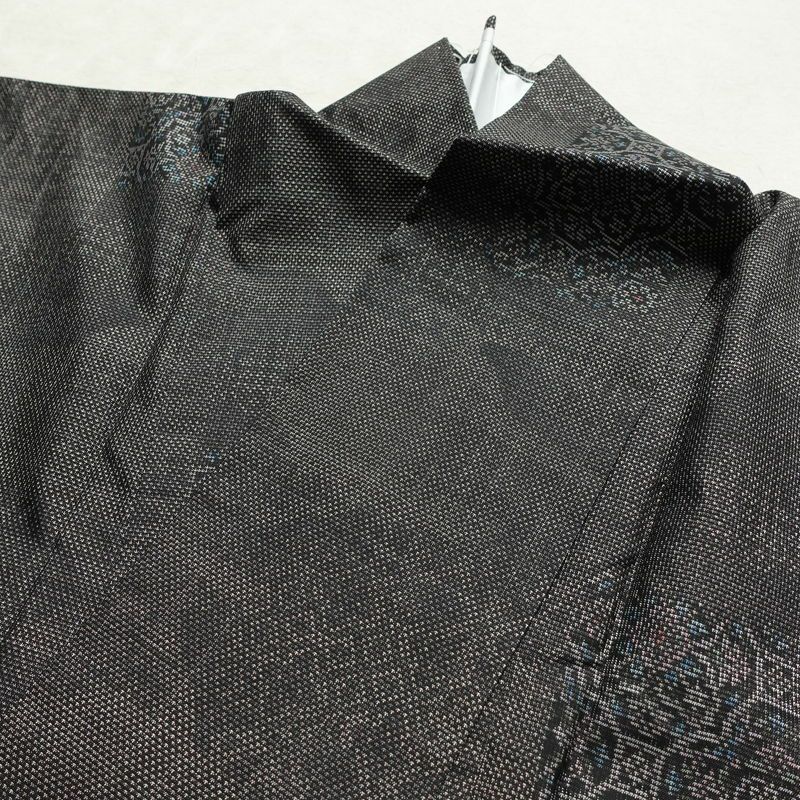 大島紬 正絹 幾何学柄・抽象柄 袷仕立て 身丈158.5cm 裄丈66.5cm 着物 グレー_画像14