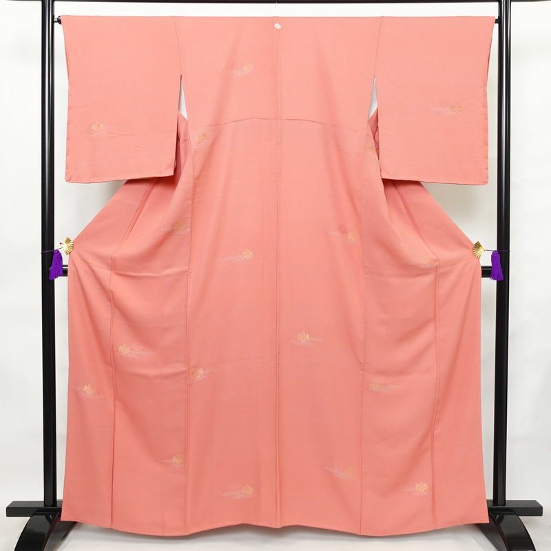 小紋 良品 一つ紋付き 付下小紋 五三の桐 桐 正絹 家紋柄 袷仕立て 身丈162cm 裄丈67cm 一部しつけ糸付き 金糸 着物 ピンク_画像1