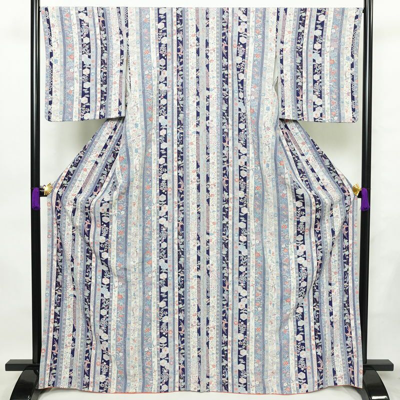 小紋 正絹 縞柄・線柄 袷仕立て 身丈168cm 裄丈68cm 金彩 着物 青・紺_画像1