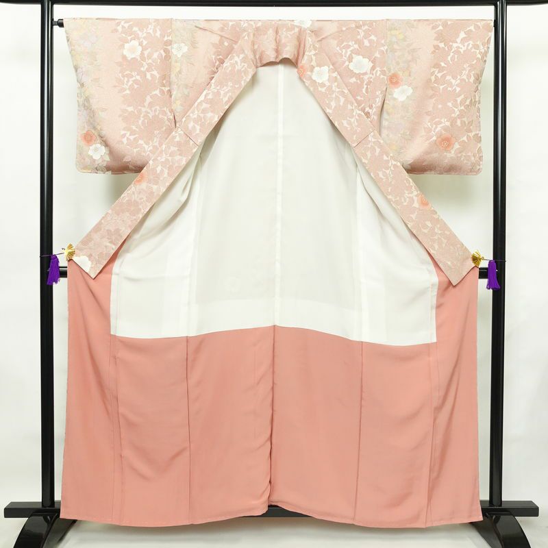 小紋 美品 柄生かし染 しつけ糸付き 一つ紋付き 正絹 花柄 袷仕立て 身丈160cm 裄丈66cm 金彩 着物 ピンク_画像3