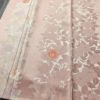 小紋 美品 柄生かし染 しつけ糸付き 一つ紋付き 正絹 花柄 袷仕立て 身丈160cm 裄丈66cm 金彩 着物 ピンク_画像4