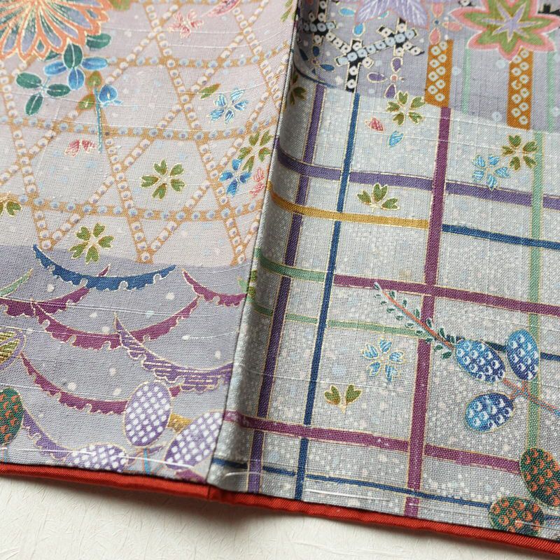 小紋 良品 紬地 しつけ糸付き 正絹 古典柄 袷仕立て 身丈164cm 裄丈66cm 金彩 着物 青・紺_画像11