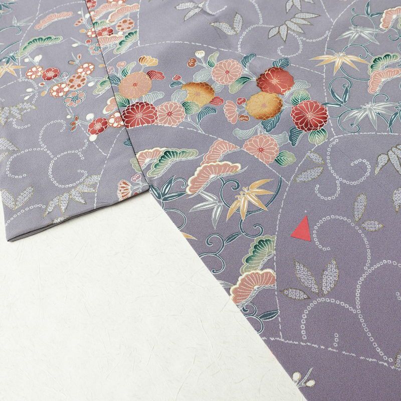 訪問着 良品 しつけ糸付き 正絹 木の葉・植物柄 袷仕立て 身丈165.5cm 裄丈66.5cm 共八掛 金彩 フォーマル 着物 紫・藤色_画像8