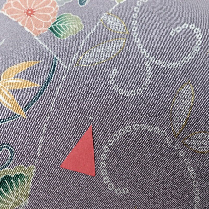 訪問着 良品 しつけ糸付き 正絹 木の葉・植物柄 袷仕立て 身丈165.5cm 裄丈66.5cm 共八掛 金彩 フォーマル 着物 紫・藤色_画像9