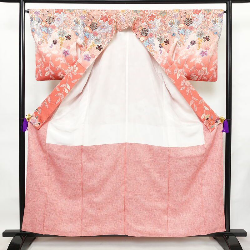 訪問着 美品 正絹 花柄 袷仕立て 身丈158.5cm 裄丈65cm 箔 金彩 フォーマル 華やか 着物 ピンク_画像3