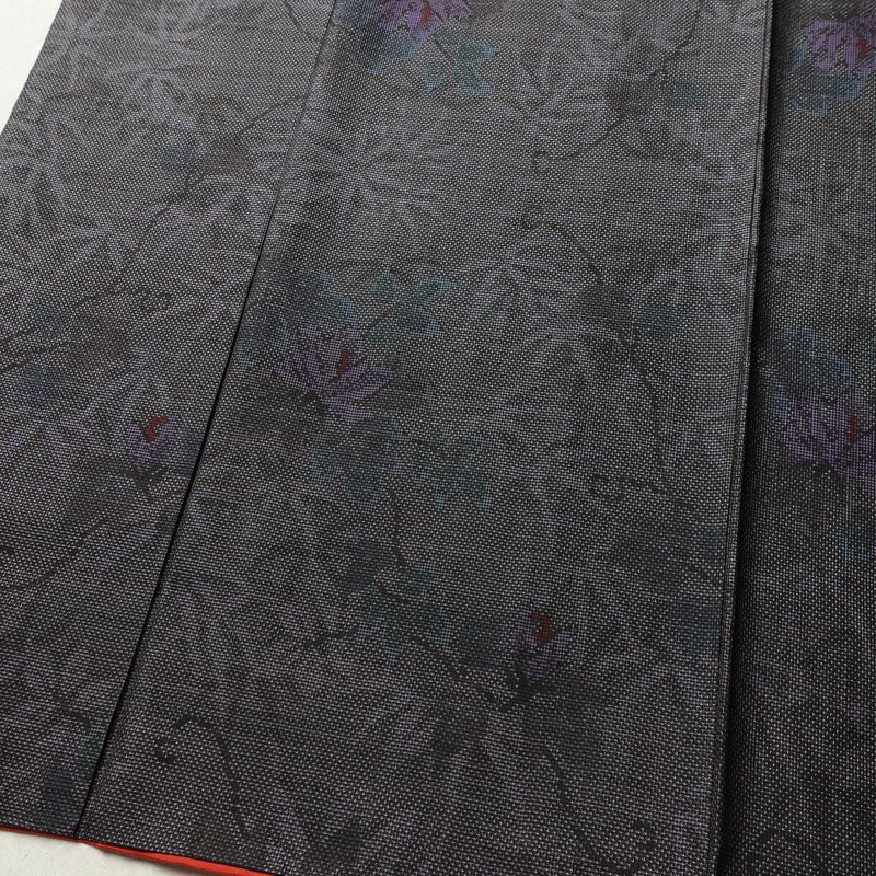 大島紬 良品 証紙あり 正絹 木の葉・植物柄 袷仕立て 身丈166.5cm 裄丈66.5cm 着物 紫・藤色_画像4