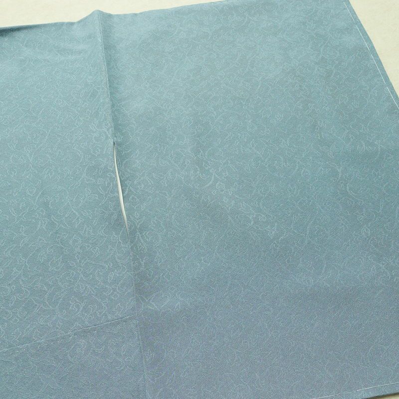 色無地 美品 しつけ糸付き 縮緬 一つ紋付き 正絹 木の葉・植物柄 袷仕立て 身丈158.5cm 裄丈65.5cm 共八掛 フォーマル 着物 青・紺_画像13