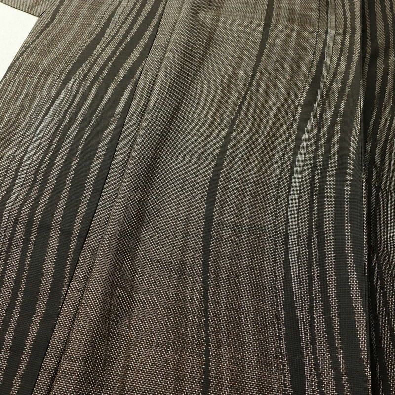 大島紬 良品 証紙なし 正絹 縞柄・線柄 袷仕立て 身丈158cm 裄丈65.5cm 着物 茶_画像5