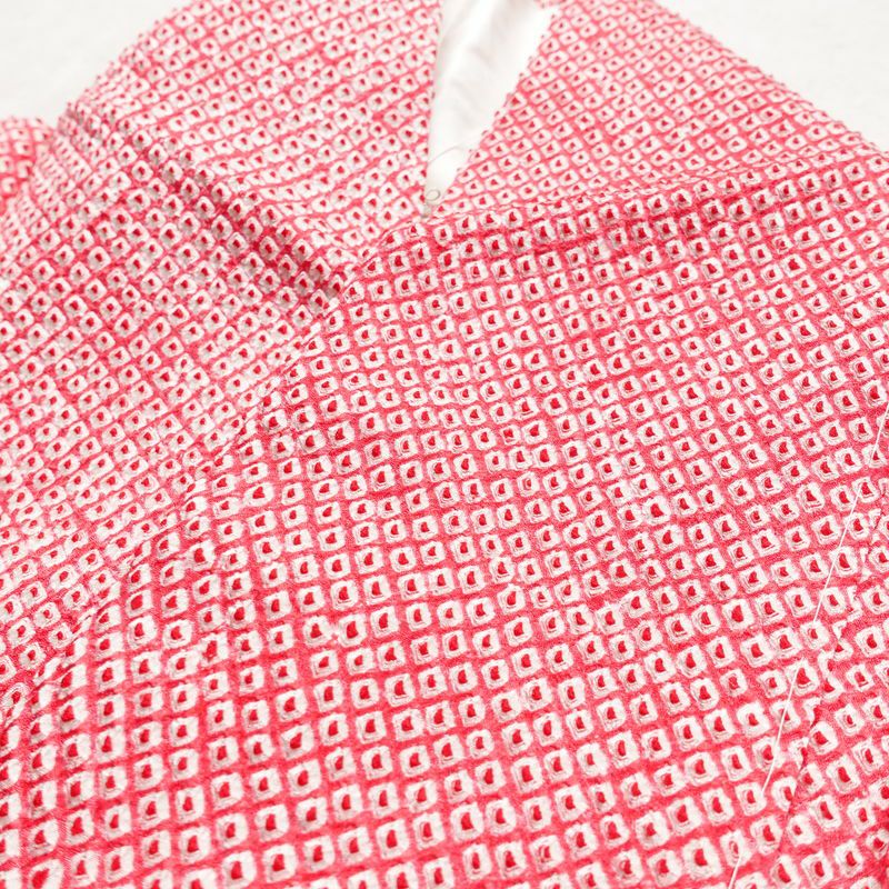 小紋 良品 しつけ糸付き 絞り 総絞り 正絹 古典柄 袷仕立て 身丈158.5cm 裄丈64.5cm 着物 ピンク_画像17