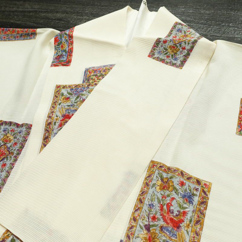 盛夏 良品 夏用 小紋 絽 正絹 幾何学柄・抽象柄 単衣仕立て 身丈157cm 裄丈65.5cm 着物 クリーム_画像17