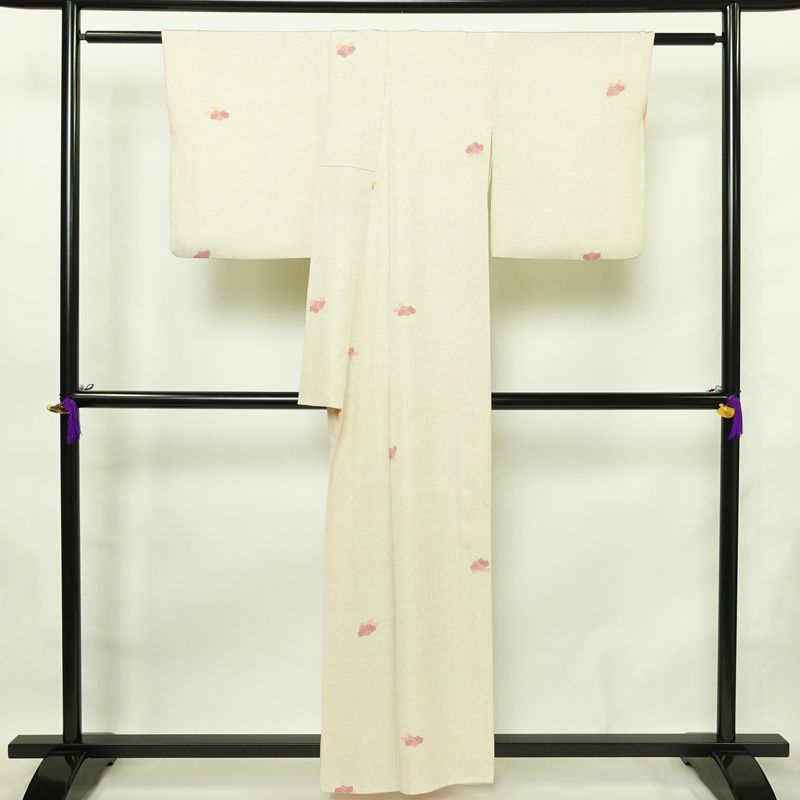 小紋 良品 飛び柄 正絹 花柄 袷仕立て 身丈158cm 裄丈65.5cm 着物 クリーム_画像2