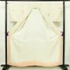 小紋 良品 飛び柄 正絹 花柄 袷仕立て 身丈158cm 裄丈65.5cm 着物 クリーム_画像3
