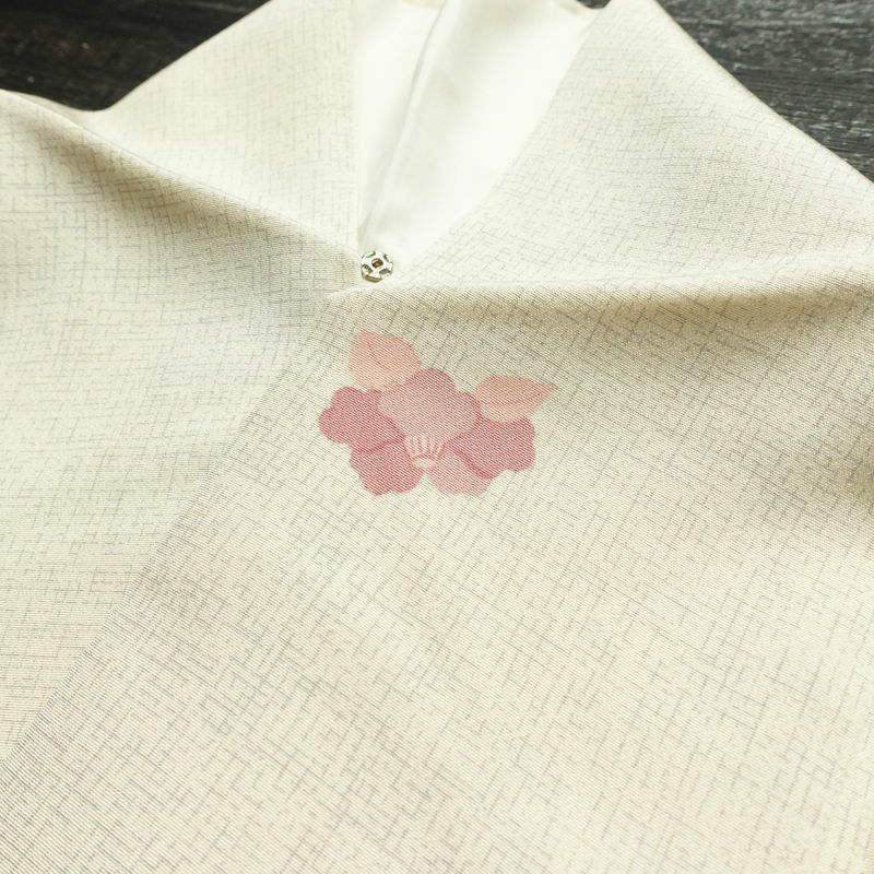 小紋 良品 飛び柄 正絹 花柄 袷仕立て 身丈158cm 裄丈65.5cm 着物 クリーム_画像18