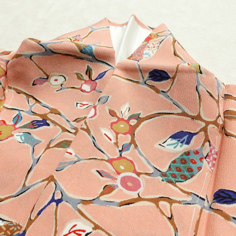 小紋 美品 しつけ糸付き 縮緬 総柄 正絹 木の葉・植物柄 袷仕立て 身丈163.5cm 裄丈67.5cm 着物 ピンク_画像17