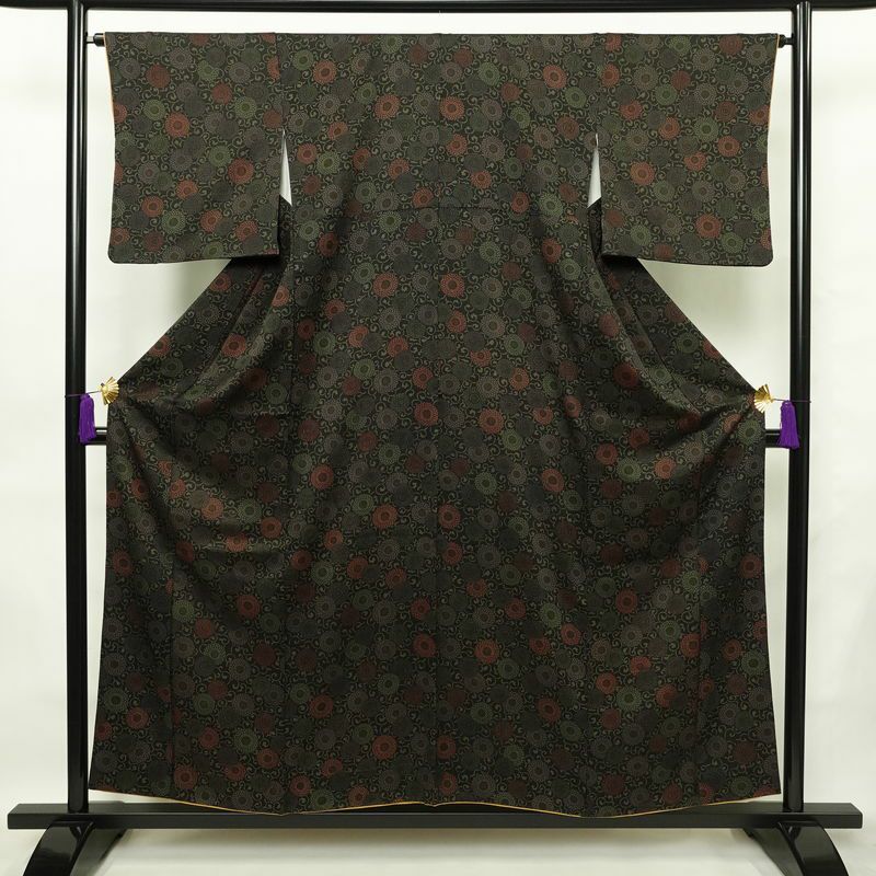 小紋 良品 総柄 正絹 花柄 袷仕立て 身丈156cm 裄丈65cm 菊 着物 黒_画像1