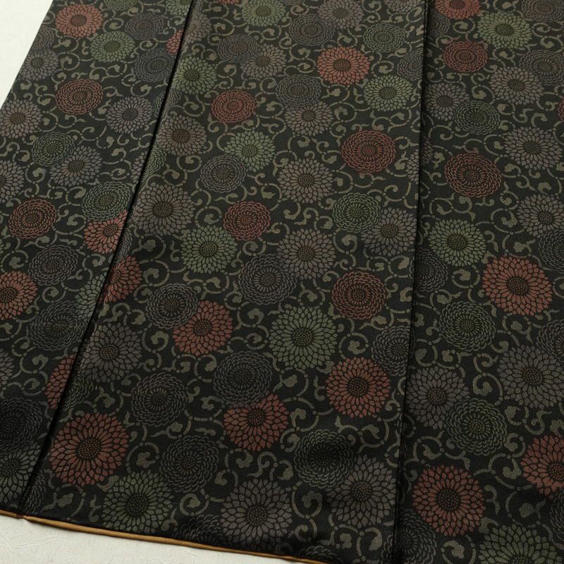 小紋 良品 総柄 正絹 花柄 袷仕立て 身丈156cm 裄丈65cm 菊 着物 黒_画像4
