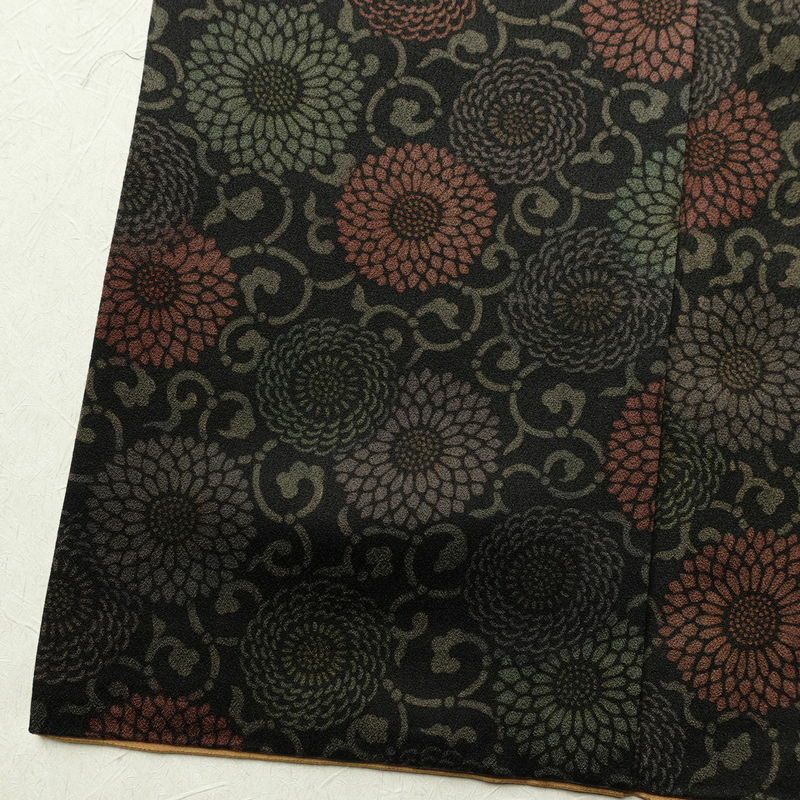 小紋 良品 総柄 正絹 花柄 袷仕立て 身丈156cm 裄丈65cm 菊 着物 黒_画像12