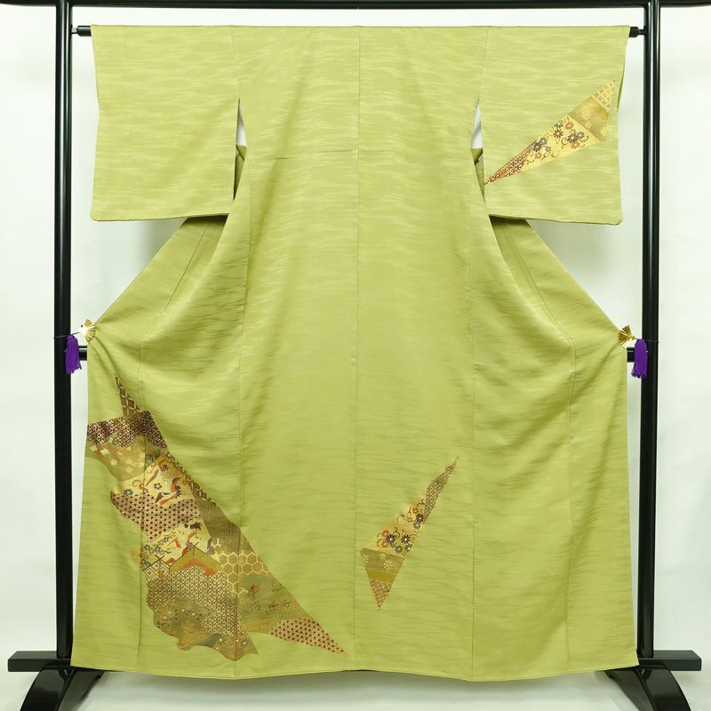 付け下げ 良品 金駒刺繍 正絹 古典柄 袷仕立て 身丈159.5cm 裄丈64.5cm 箔 フォーマル 着物 緑・うぐいす色_画像1
