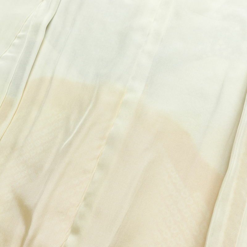 小紋 しつけ糸付き 綸子 正絹 古典柄 袷仕立て 身丈155.5cm 裄丈67.5cm 箔 金彩 着物 クリーム_画像17