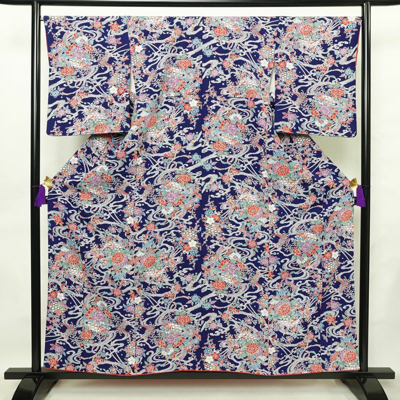 小紋 良品 縮緬 総柄 正絹 袷仕立て 身丈158cm 裄丈67.5cm 着物 青・紺_画像1