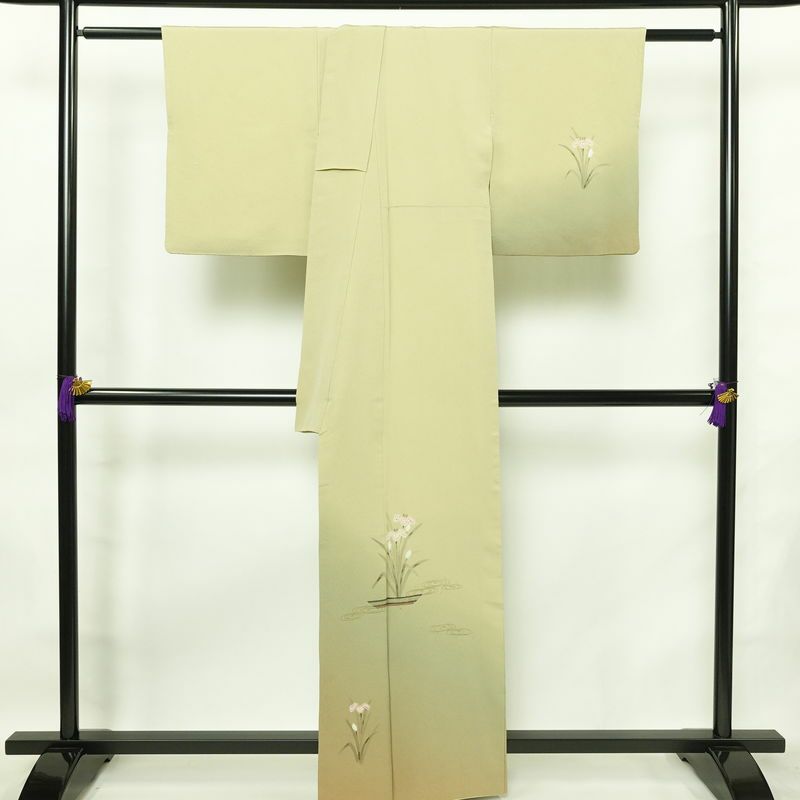 付け下げ 落款入り 縮緬 絞り 一つ紋付き 正絹 木の葉・植物柄 袷仕立て 身丈161.5cm 裄丈64.5cm 金彩 フォーマル 着物 黄・黄土色_画像2