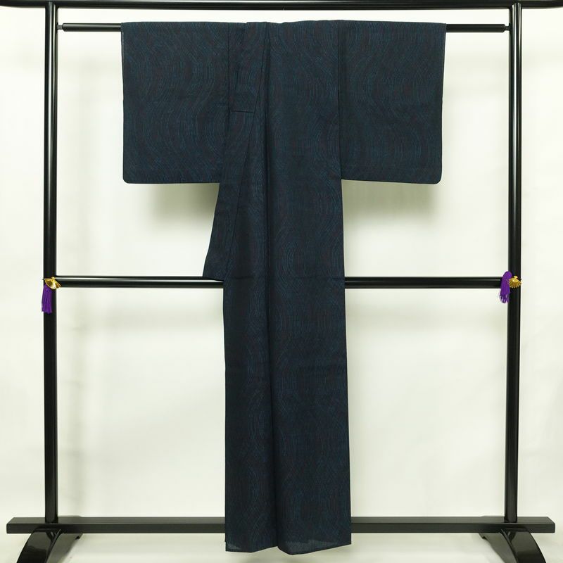 盛夏 良品 正絹 流水・波柄 単衣仕立て 身丈154.5cm 裄丈63cm 着物 青・紺_画像2