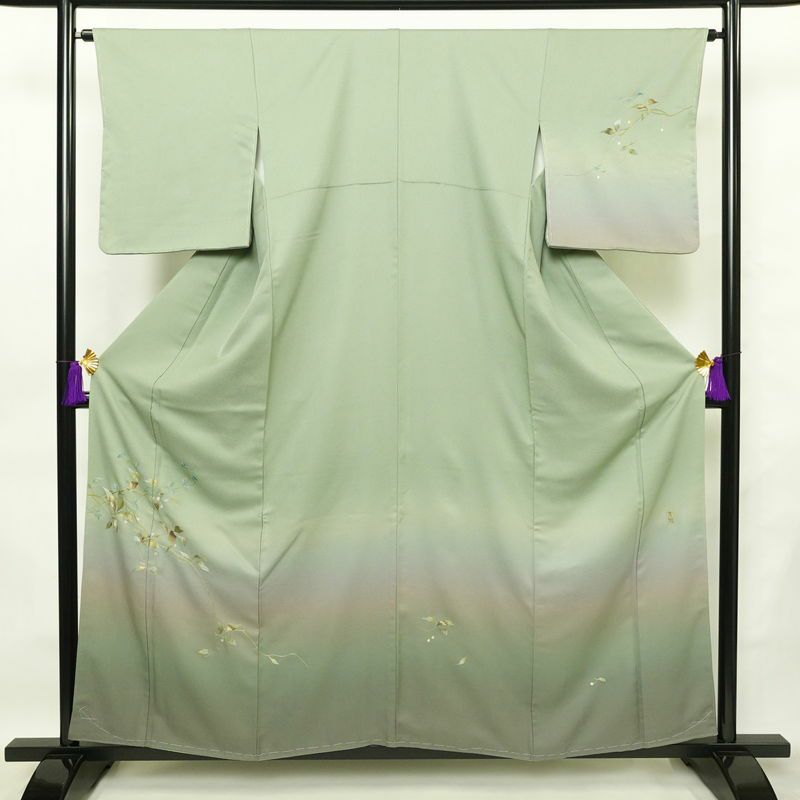 付け下げ 美品 しつけ糸付き 正絹 木の葉・植物柄 袷仕立て 身丈158cm 裄丈65cm 刺繍 共八掛 フォーマル 着物 緑・うぐいす色_画像1