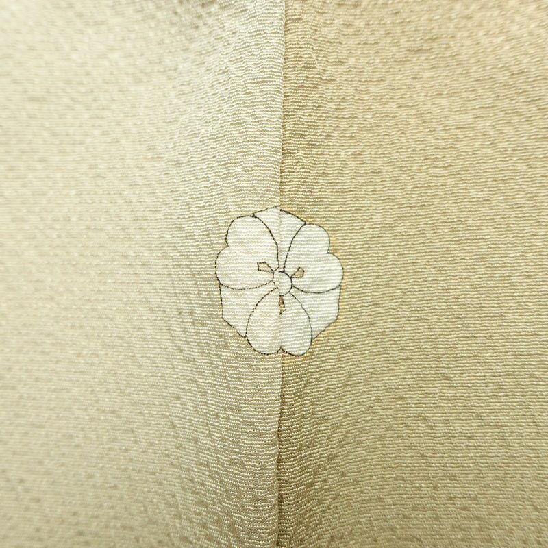 単衣 色無地 良品 縮緬 一つ紋付き 正絹 その他の柄 単衣仕立て 身丈160cm 裄丈66.5cm フォーマル 着物 ぼかし ベージュ_画像12