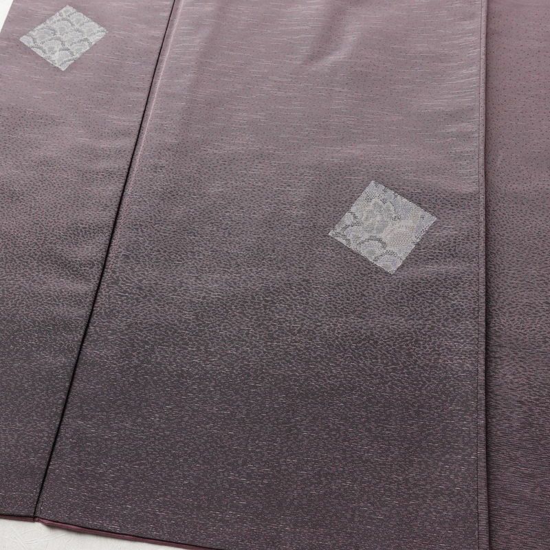 付け下げ 良品 紬地 正絹 古典柄 袷仕立て 身丈157cm 裄丈65cm 箔 フォーマル 着物 紫・藤色_画像4