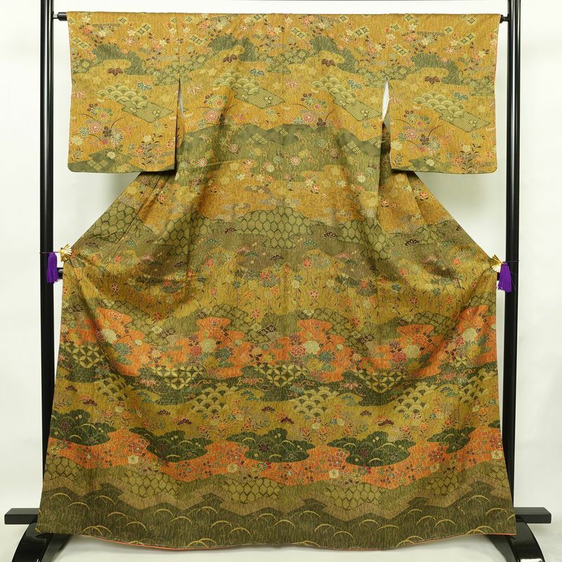 小紋 良品 しつけ糸付き 総柄 付下小紋 正絹 木の葉・植物柄 袷仕立て 身丈165.5cm 裄丈65.5cm 金彩 着物 黄・黄土色_画像1