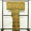 小紋 良品 しつけ糸付き 総柄 付下小紋 正絹 木の葉・植物柄 袷仕立て 身丈165.5cm 裄丈65.5cm 金彩 着物 黄・黄土色_画像2